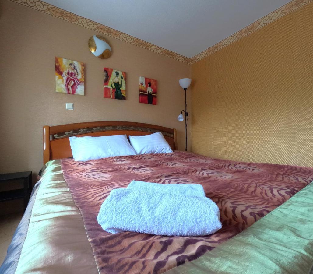 Riverside Motel Єлгава Екстер'єр фото